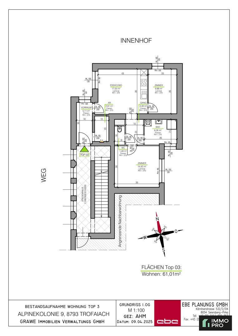 Grundriss einer Wohnung mit offenem Wohn-Essbereich, separatem Schlafzimmer und Blick auf den Innenhof.