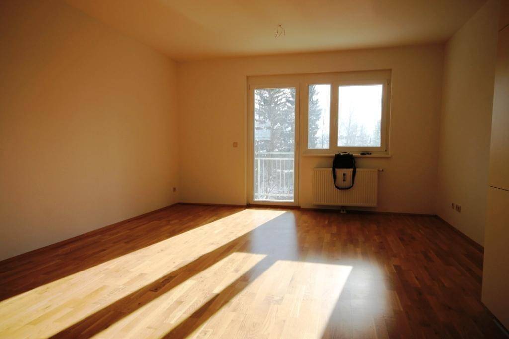 IMS IMMOBILIEN KG 2-3 Zimmer Mietwohnung HALL