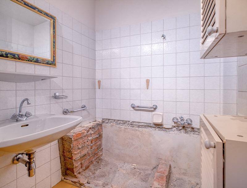 HP4-Garconniere-Itzling-Badezimmer