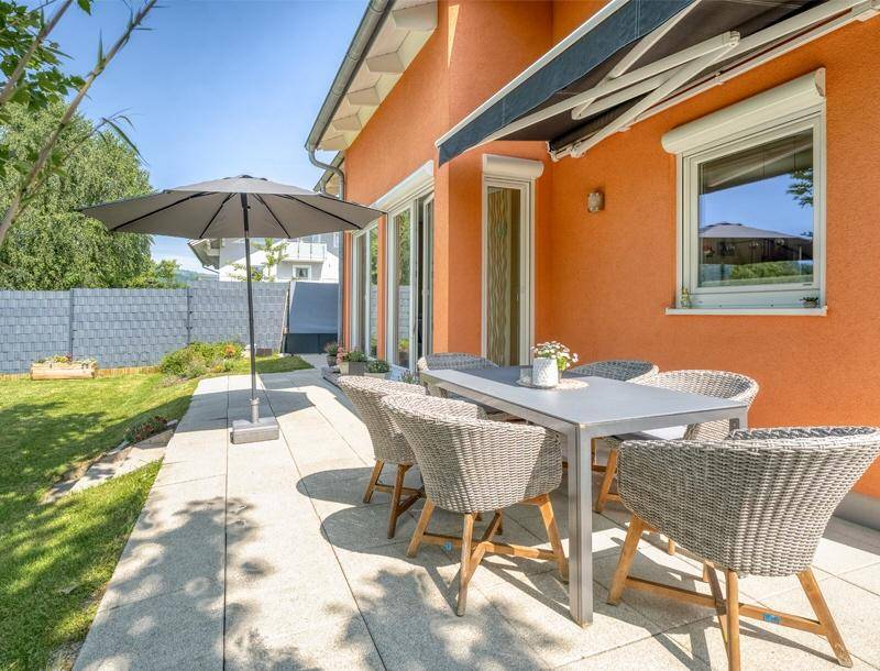 HP6-Einfamilienhaus-Mondsee-Terrasse