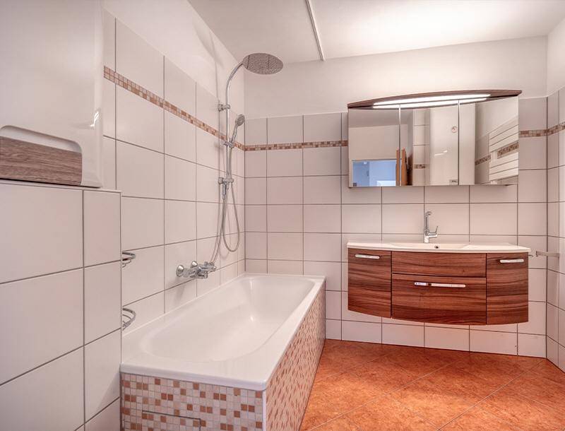 HP4-2-3-Zimmer-Wohnung-Aigen-Badezimmer