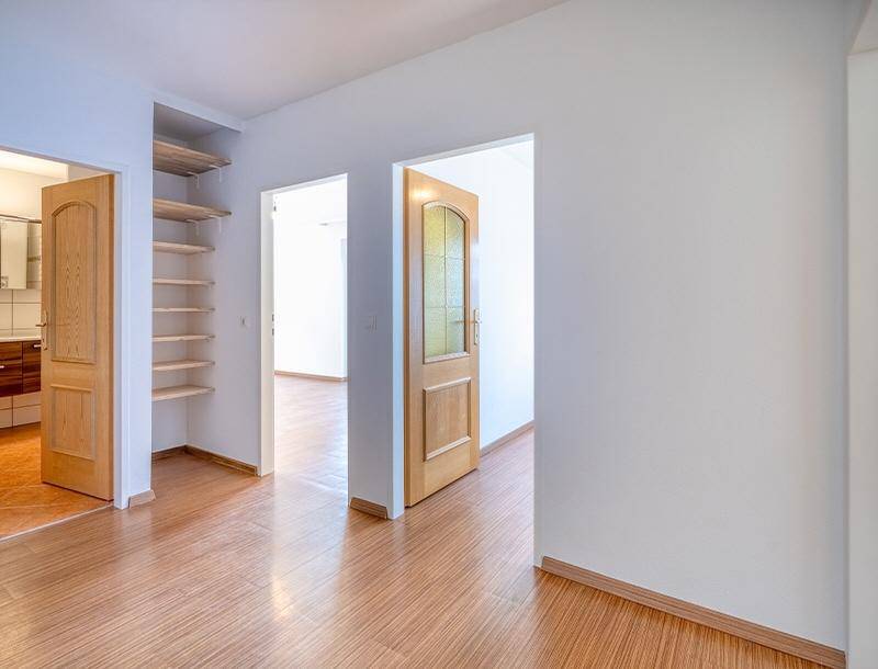 HP6-2-3-Zimmer-Wohnung-Aigen-Flur