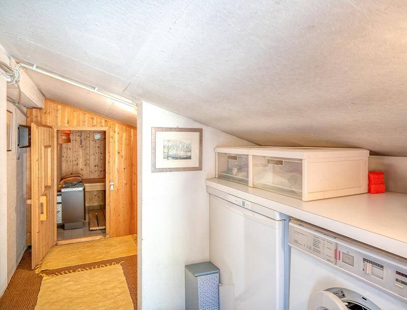 HP6-3-Zimmer-Wohnung-Rif-Sauna