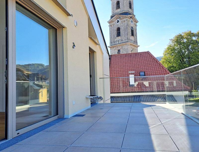HP3-4-Zimmer-Wohnung-Mattsee-Salzburg-Balkon
