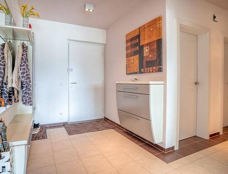 HP8-4-Zimmer-Wohnung-Mondsee-Vorraum
