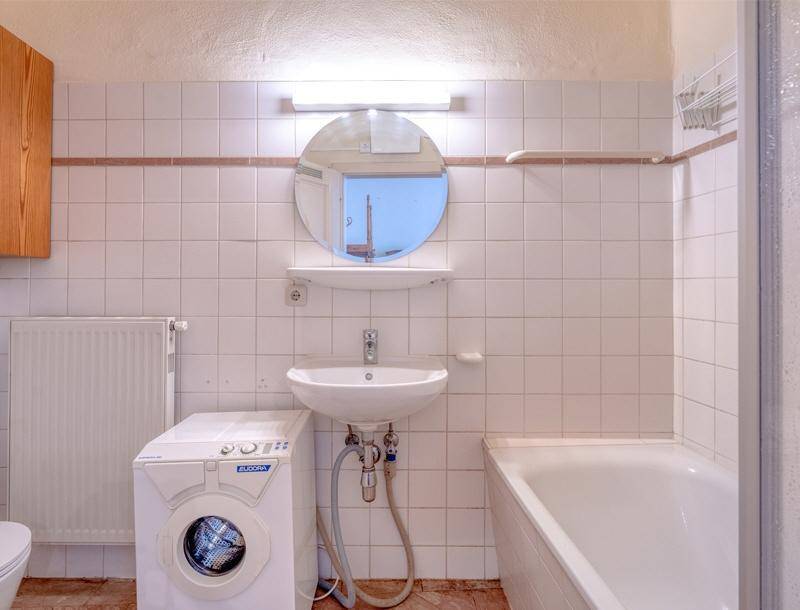 HP4-1-Zimmer-Wohnung-Altstadt-Badezimmer