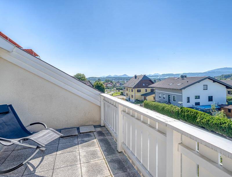 HP7-Reihenhaus-Seekirchen-Balkon