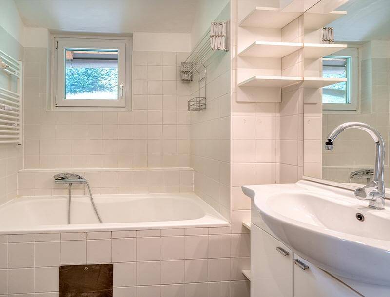 HP6-3-Zimmer-Wohnung-Hof-bei-Salzburg-Badezimmer