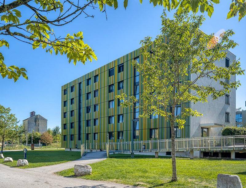 HP7-2-Zimmer-Wohnung-Hausansicht
