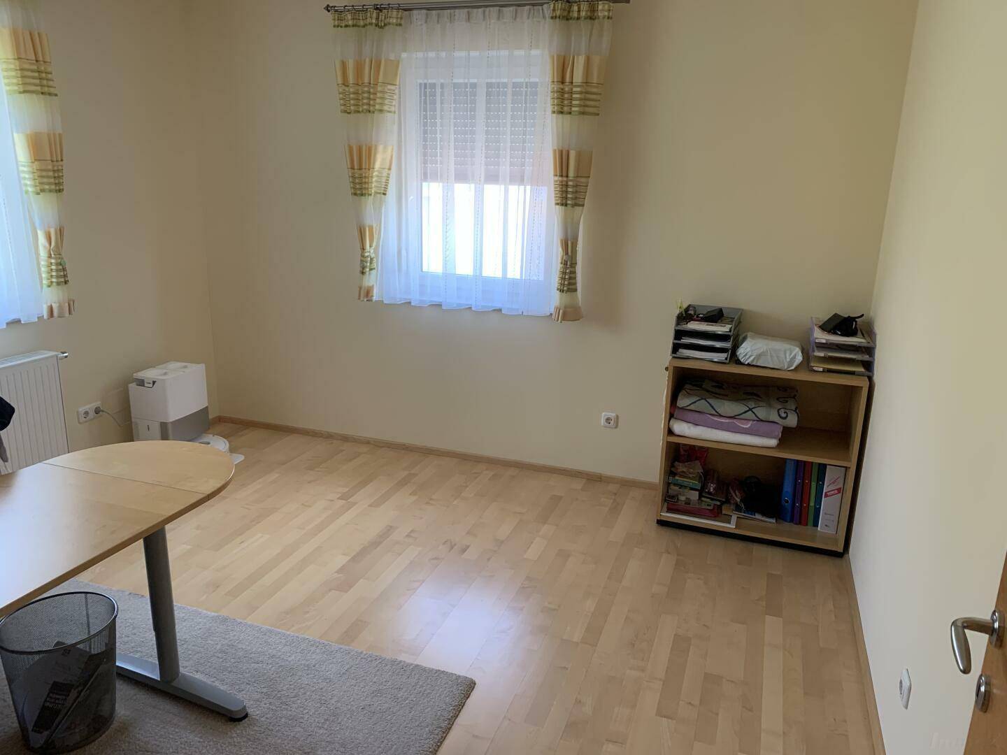 Büro EG