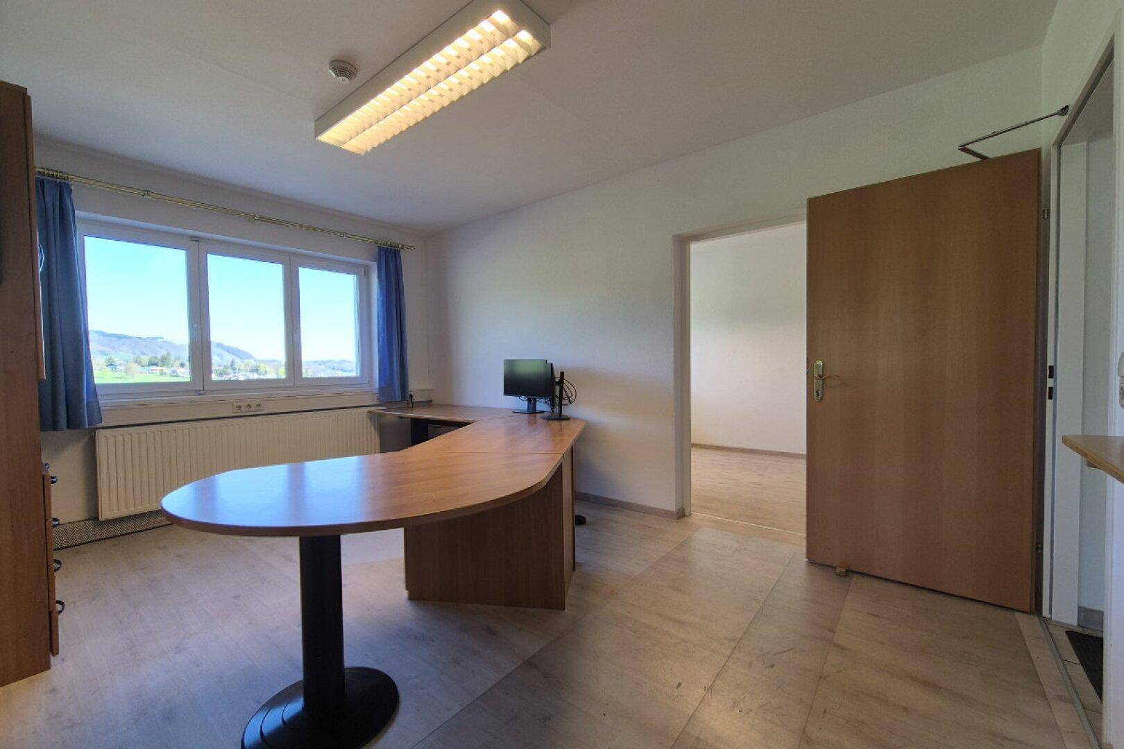 Repräsentatives Büro oder Ordination mit Seeblick &amp; Top-Infrastruktur in Altmünster - Widok 5