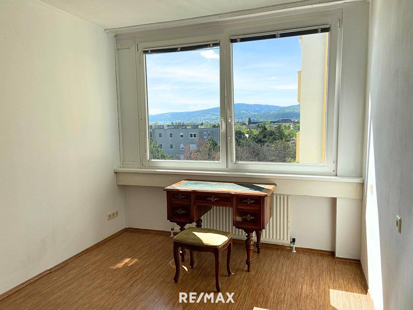 Kinderzimmer-Büro