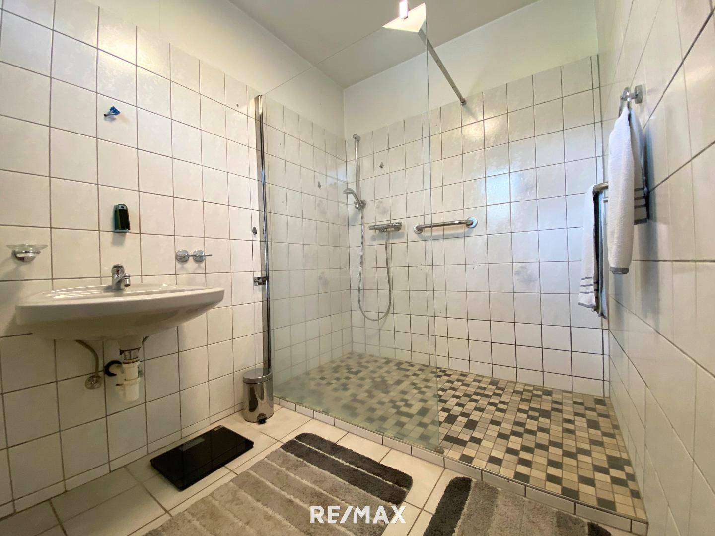 Badezimmer 1