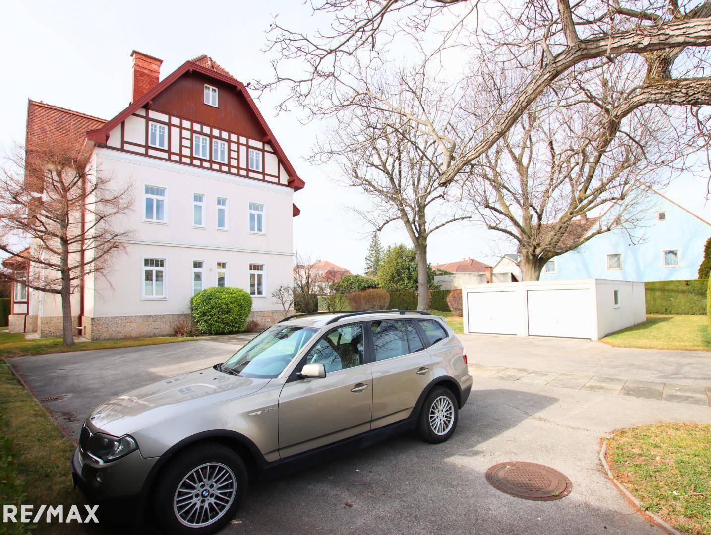 Villa Frontansicht