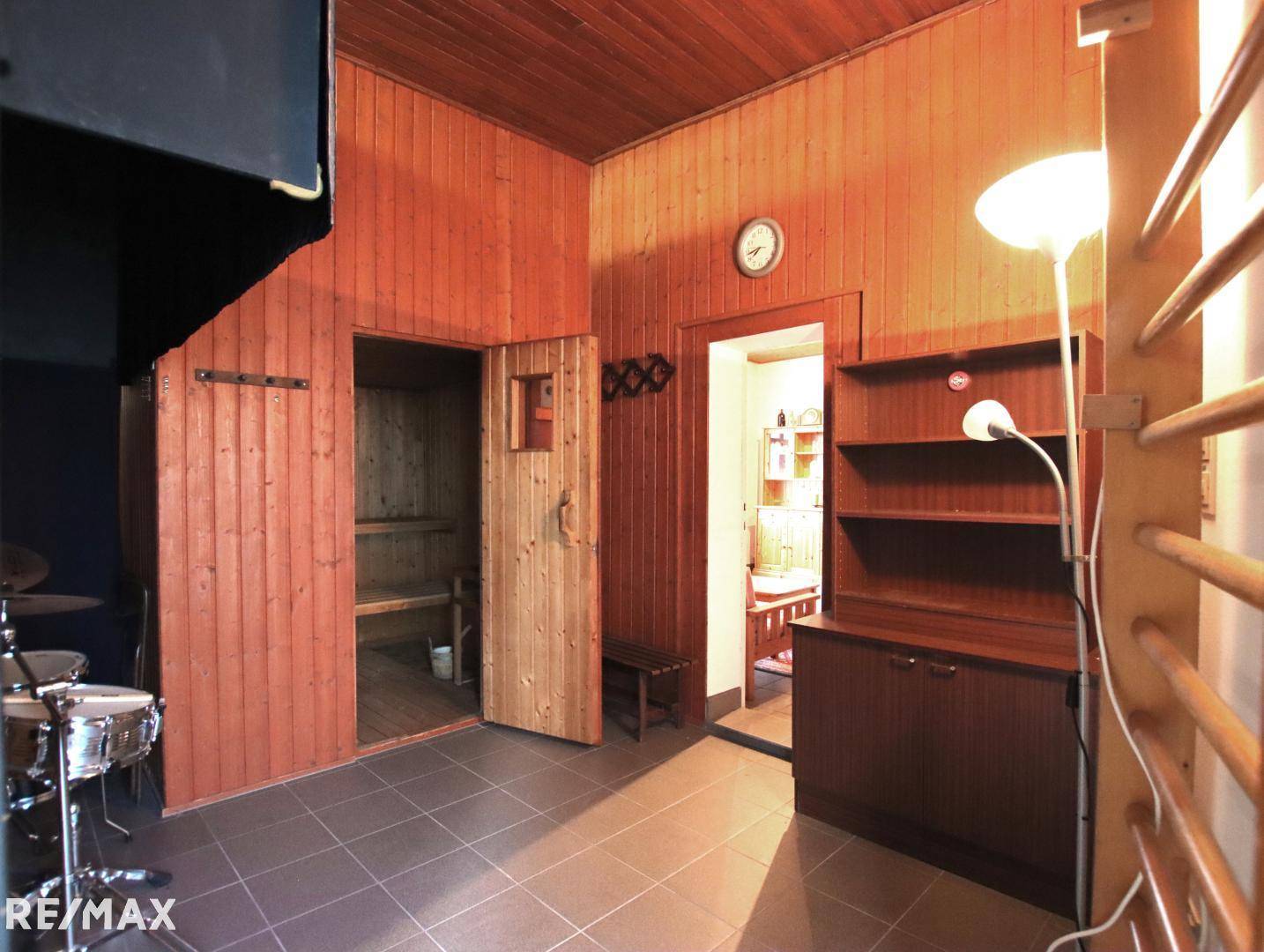 Halle Sauna