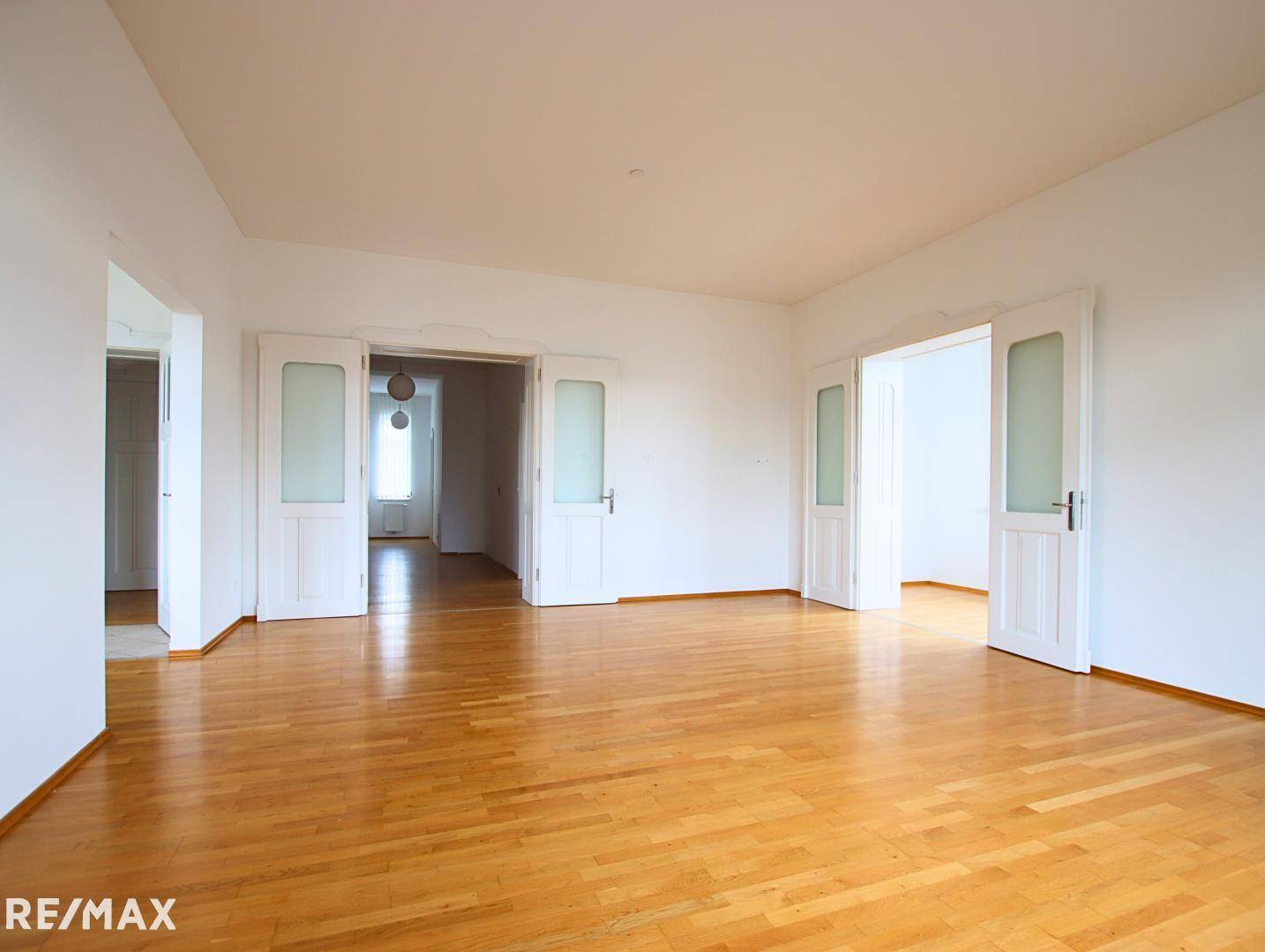 Wohnsalon 4
