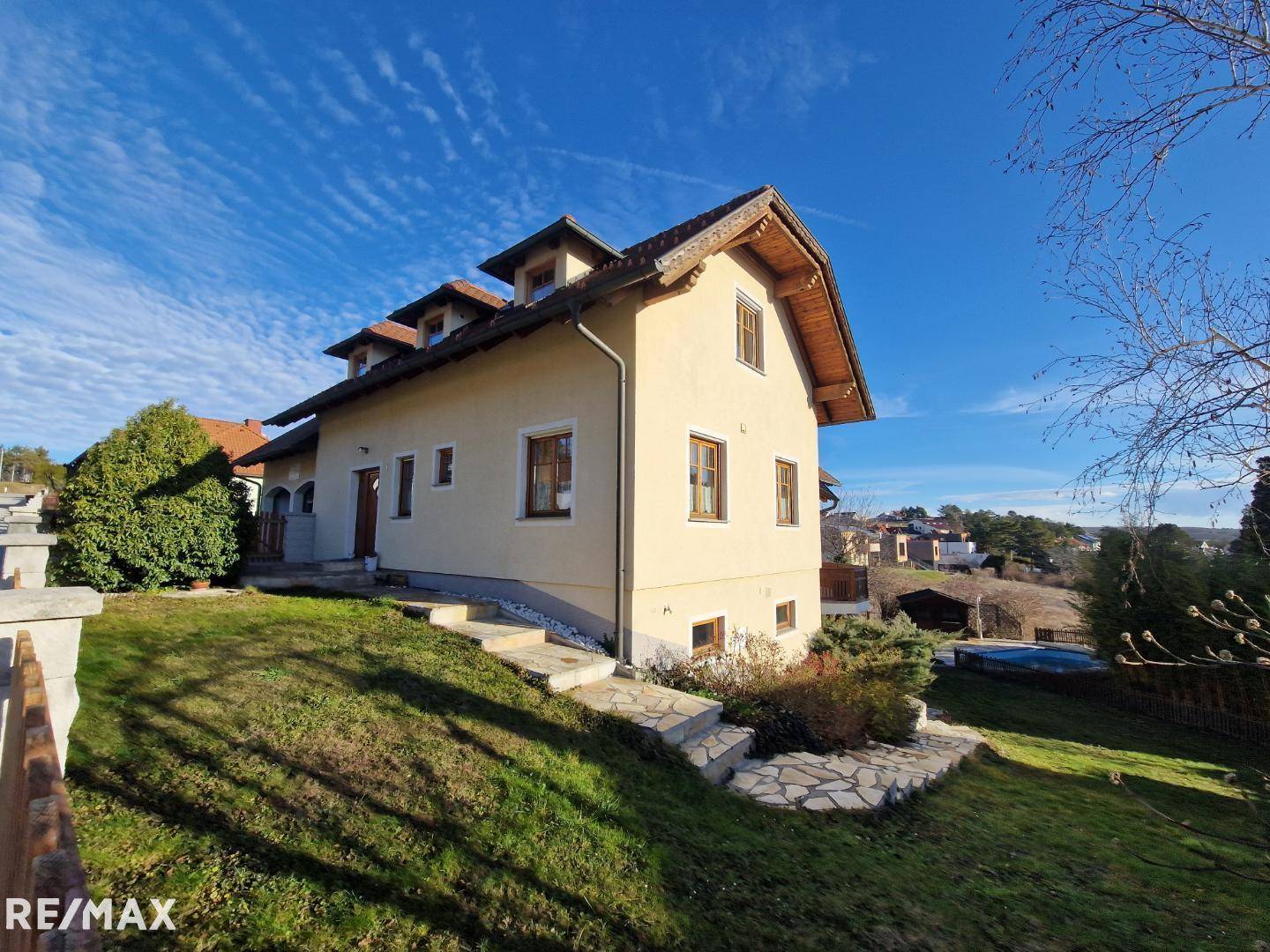 Haus südseitig