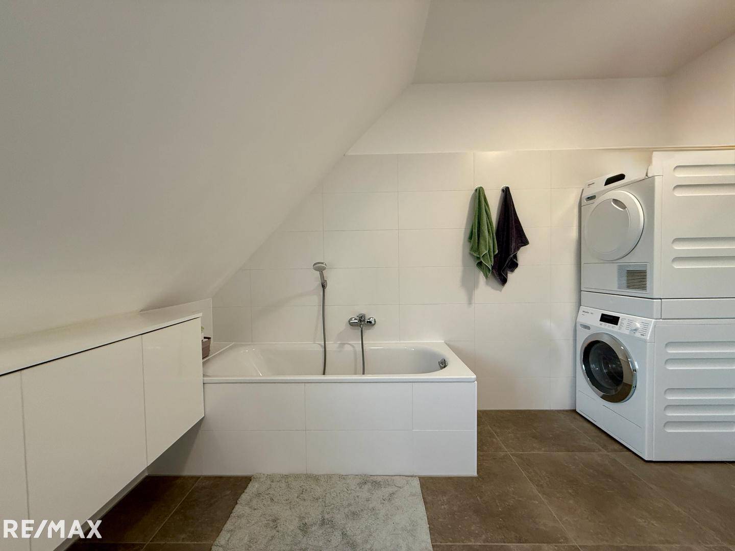 Badezimmer 1