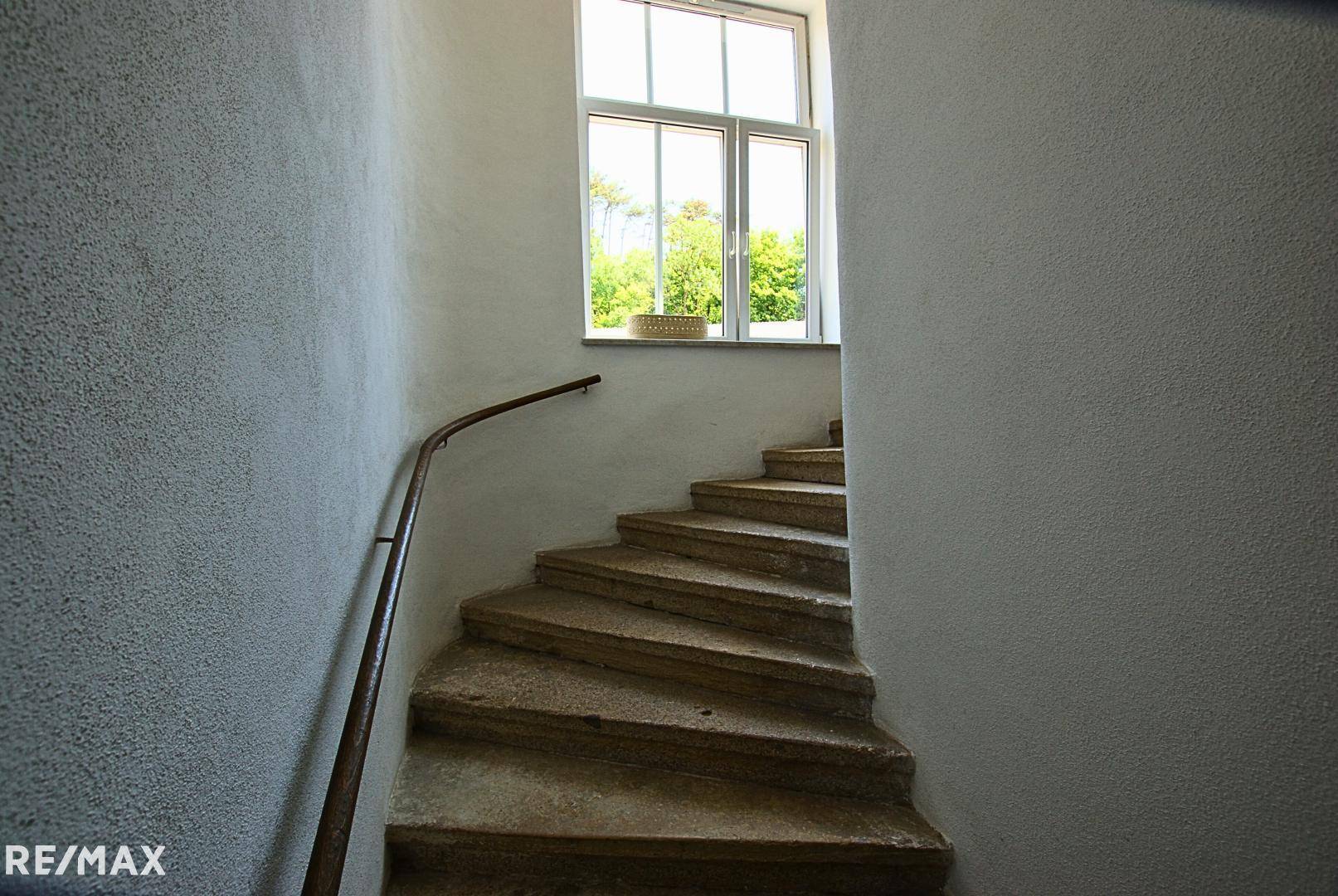 Stiegenaufgang 1