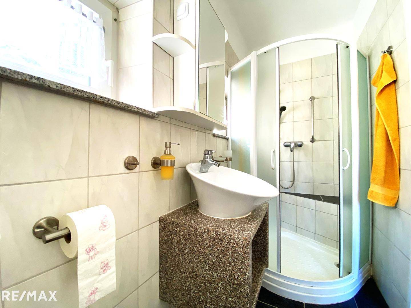 EG Badezimmer 2