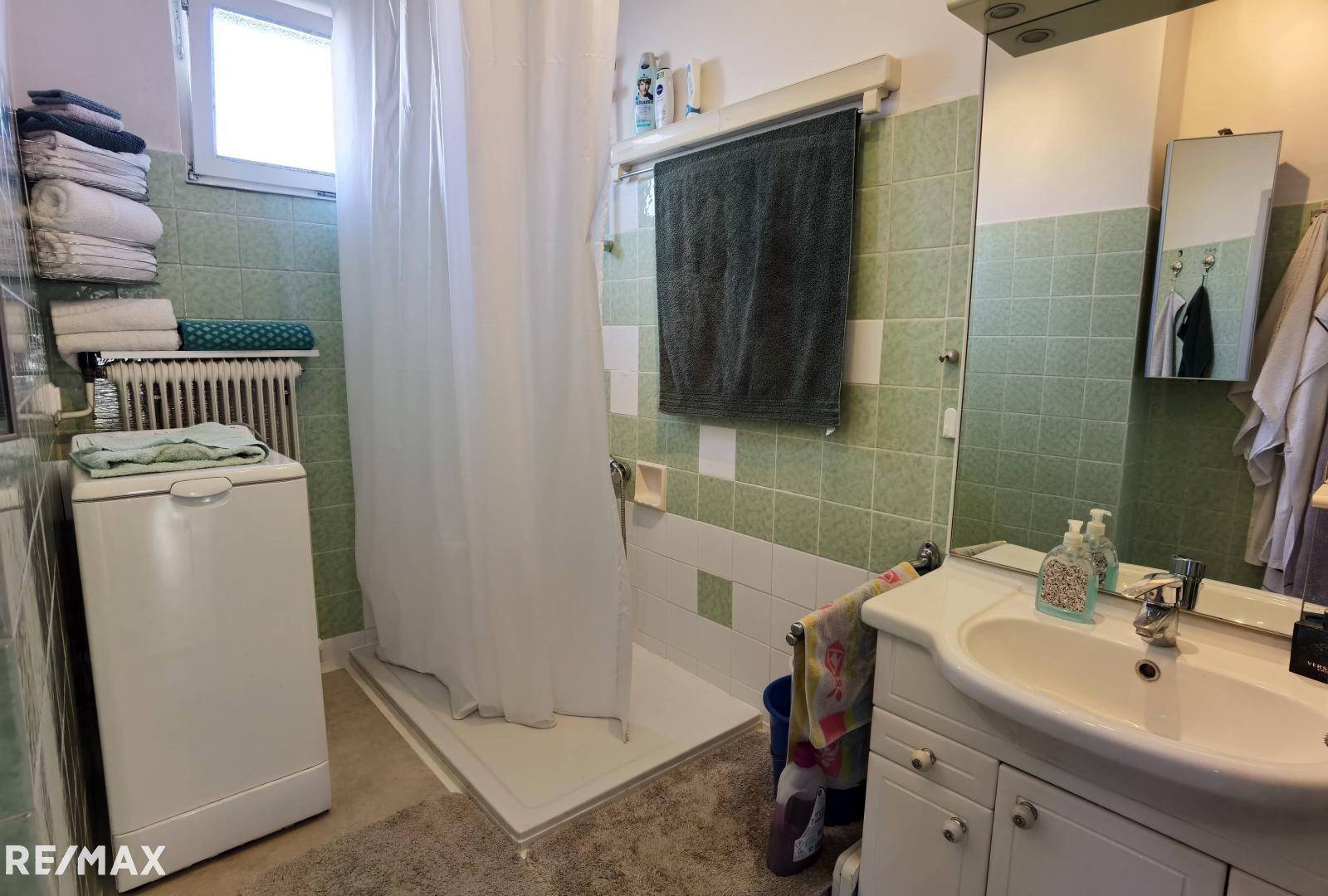 Bad mit Dusche