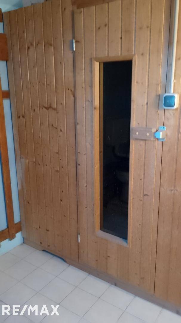 15 Sauna