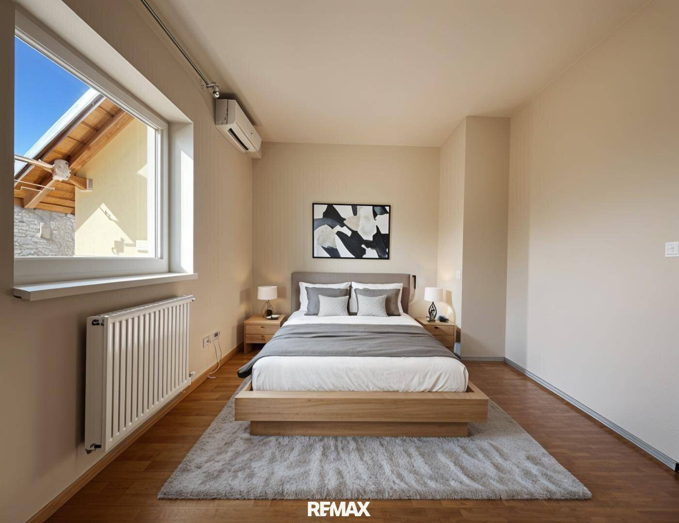 Modern eingerichtetes Schlafzimmer mit Holzbett, Teppich und Klimaanlage.
