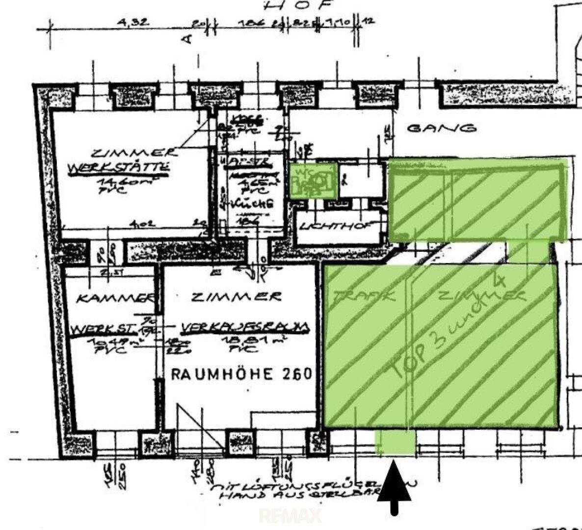 Grundrissplan mit verschiedenen Räumen wie Werkstatt, Verkaufsraum und Kammer, teilweise grün markiert.