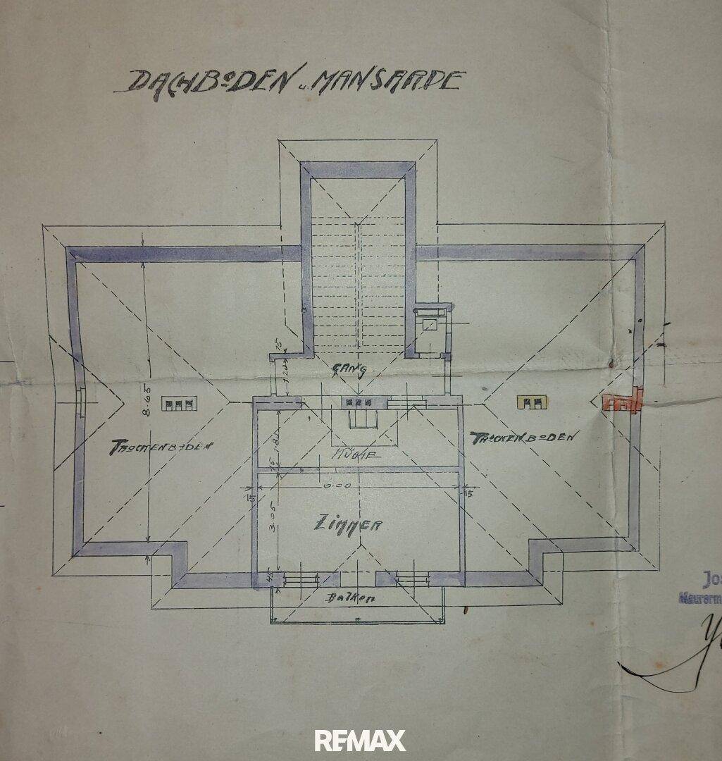 Historischer Grundriss des Dachbodens mit Mansardendach, Zimmeraufteilung und Balkonzugang.