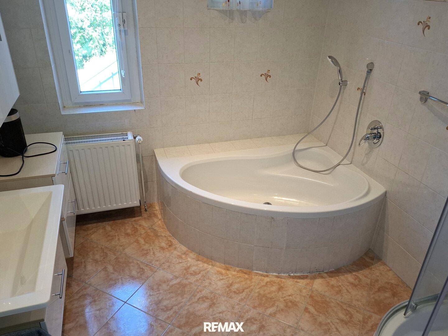 INFRASTRUKTUR &amp; RUHE - Haus in perfekter Familienlage, Bezirksgrenze 1120 / 1230 - Ansicht 5
