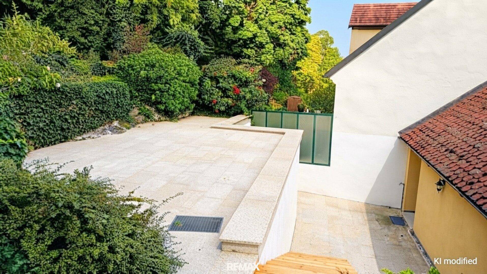 Terrasse im Gartenbereich
