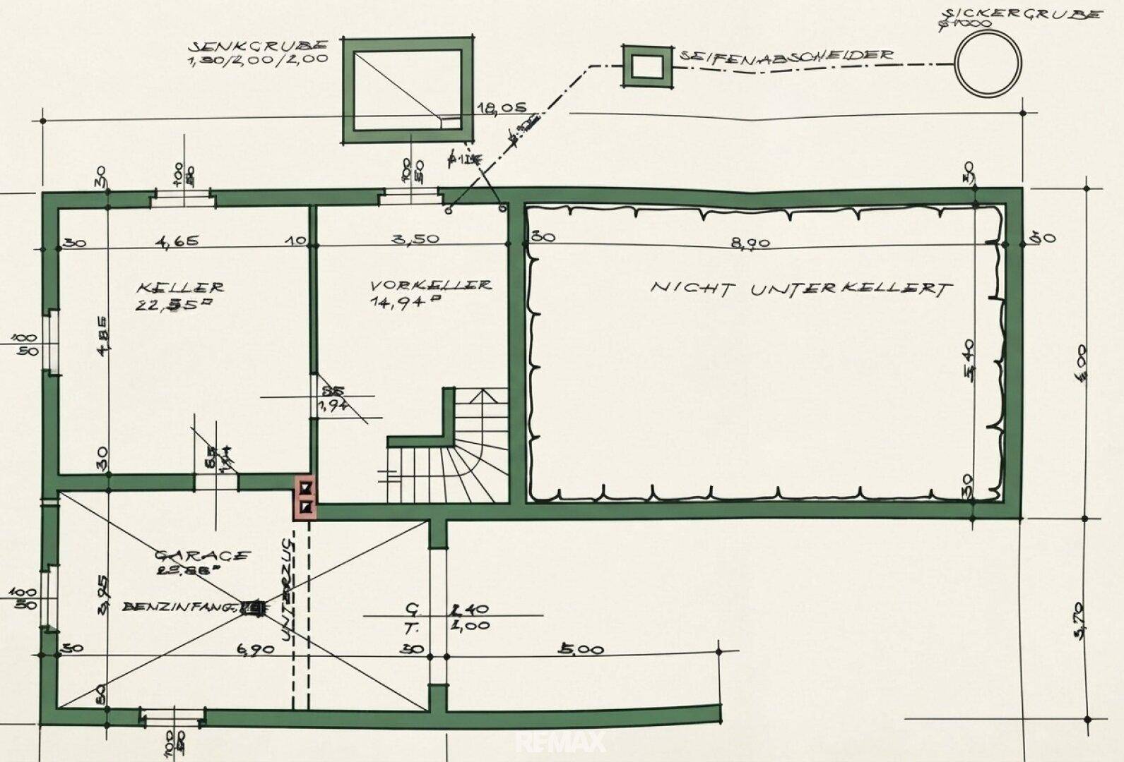 Grundriss des Untergeschosses mit Keller, Vorkeller und einer geräumigen Garage.