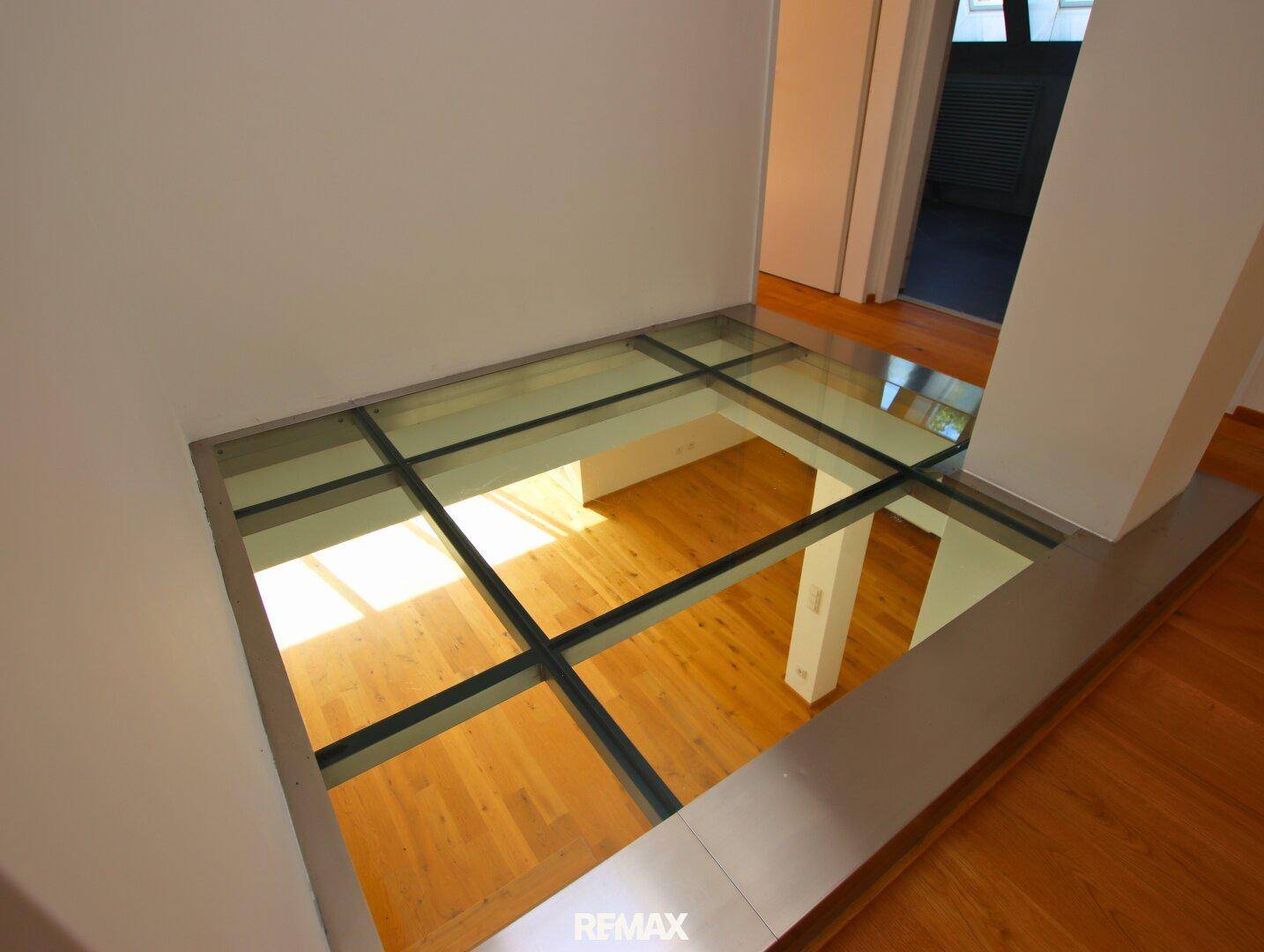 Glasboden Villa 2