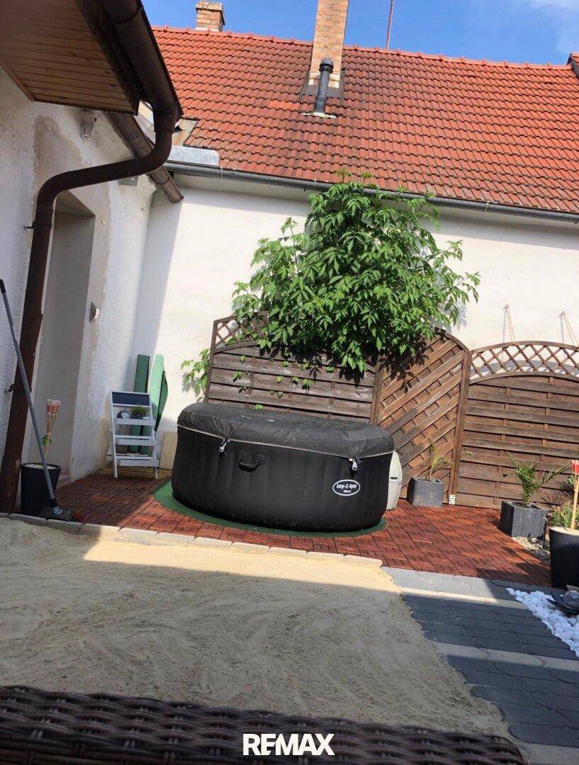 Innenhof, Original