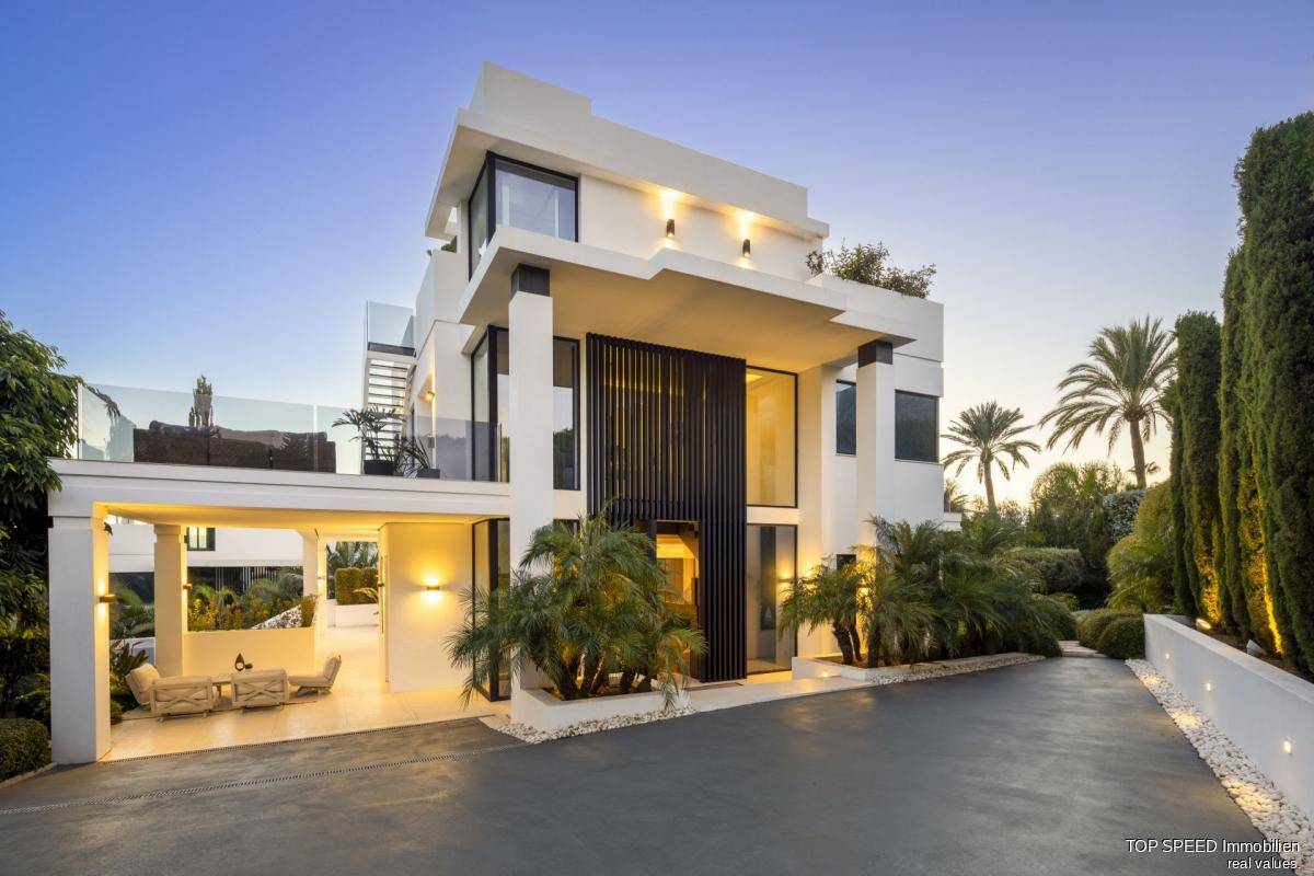 Photo: Villa in Marbella Golden Mile