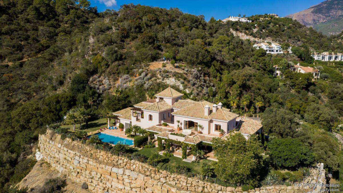 Photo: Villa in Benahavis