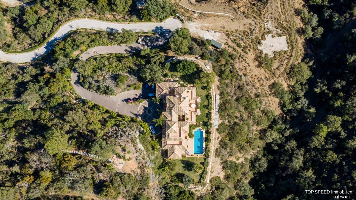 Photo: Villa in Benahavis