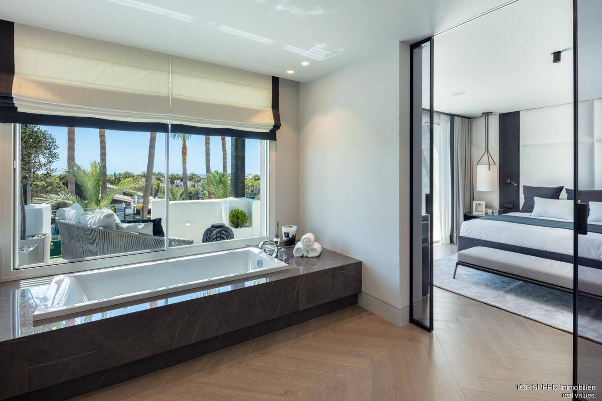 Photo: Duplex Penthouse in Marbella Golden Mile