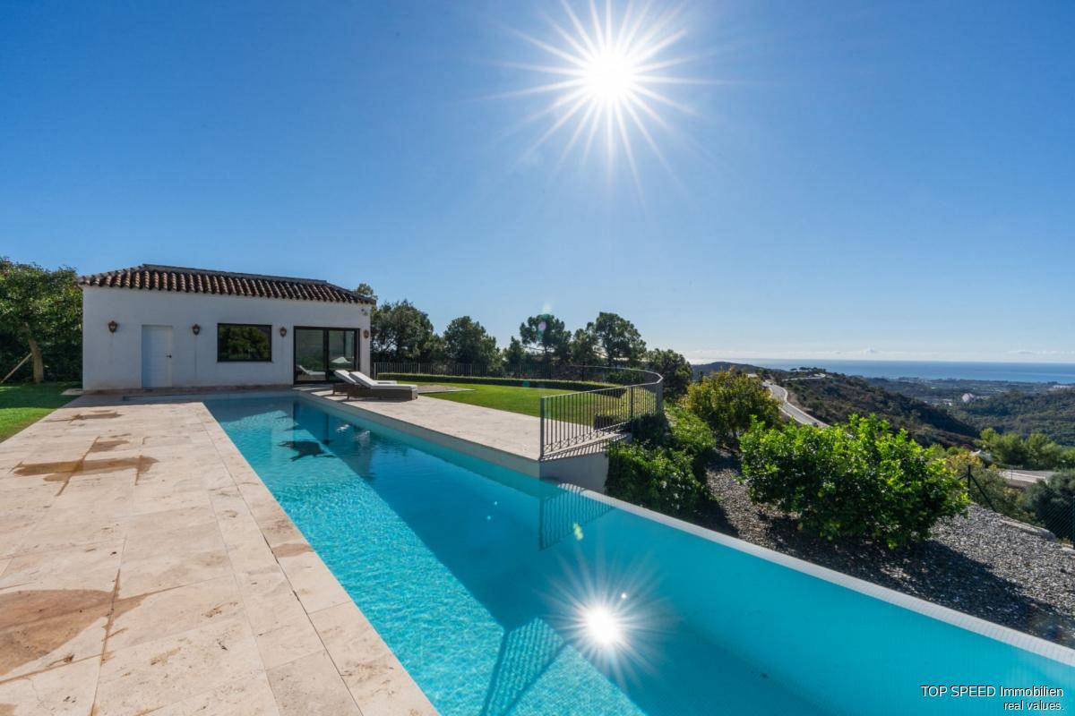 Photo: Villa in Benahavis