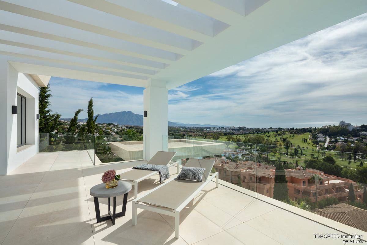 Photo: Villa in Estepona