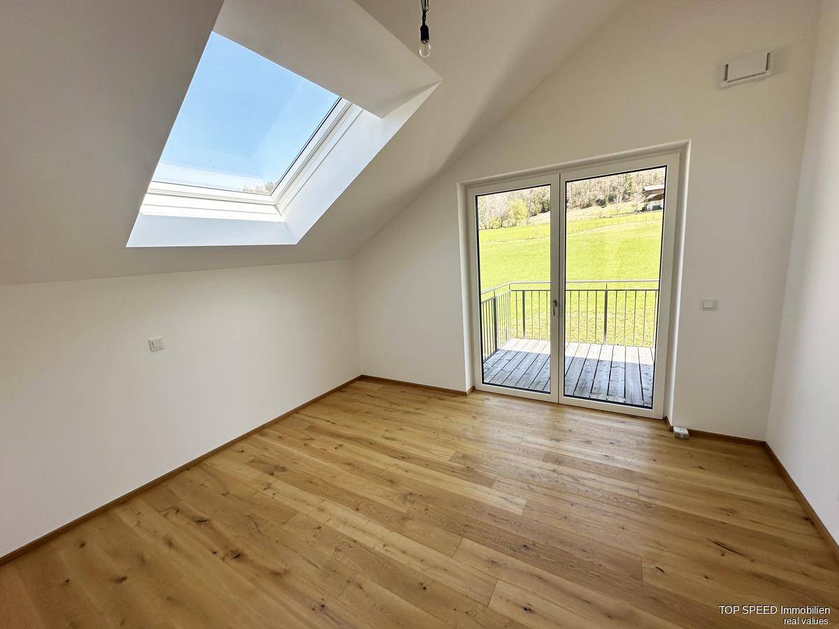 Schlafzimmer B1