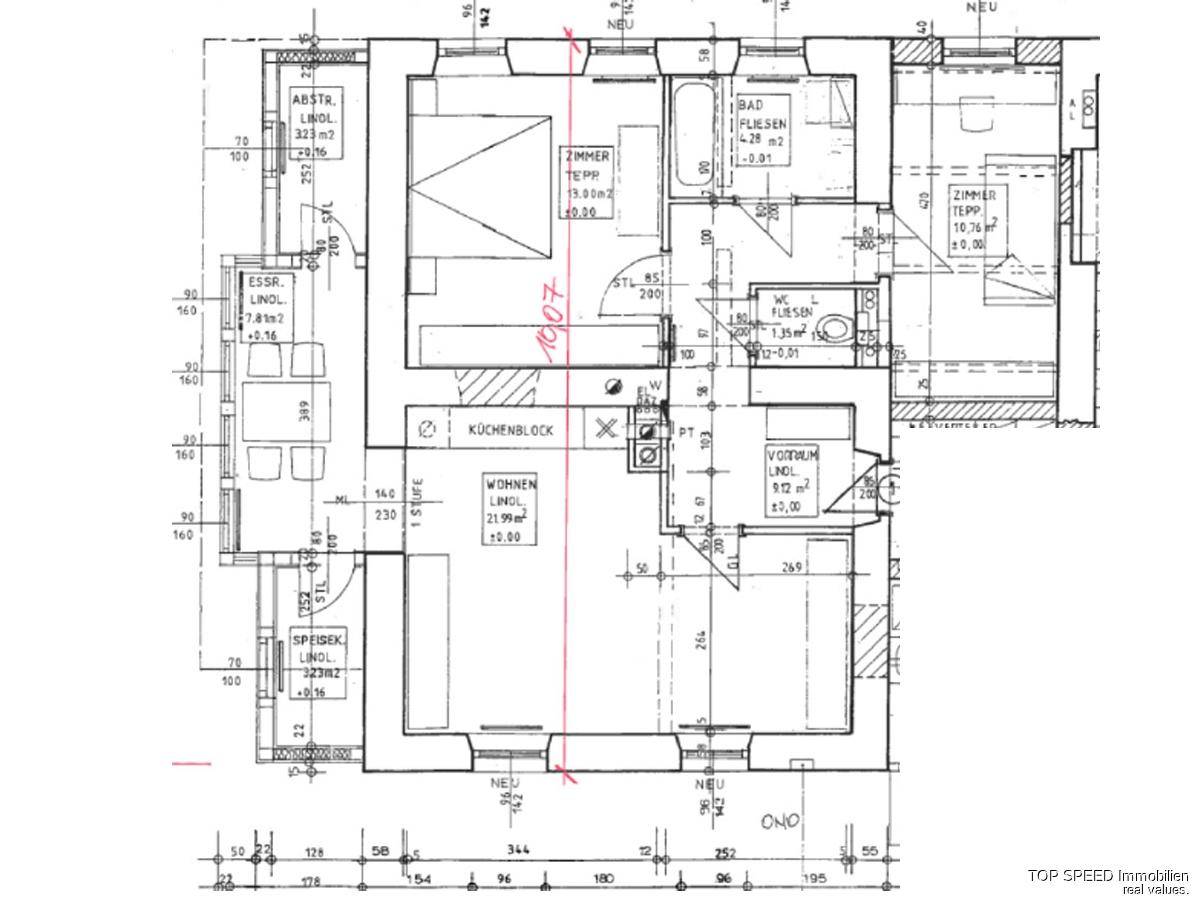 Detaillierter Grundriss der Wohnung mit Raumaufteilung und Maßen.