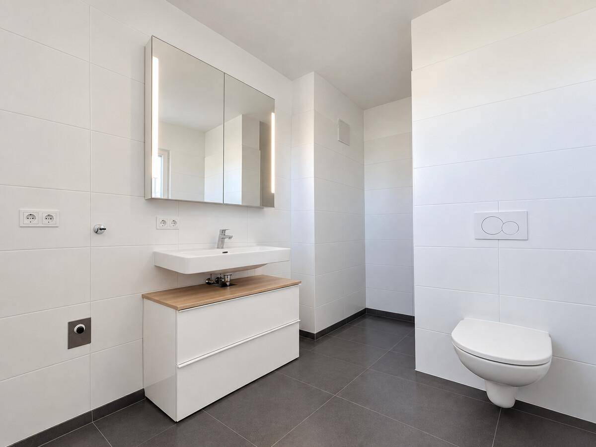 Badezimmer/Dusche/ WC