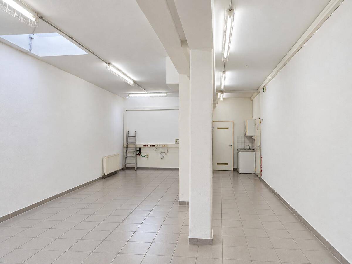 ATTRAKTIVES GESCHÄFTSLOKAL IN GUT SICHTBARER FREQUENZLAGE - Ansicht 3