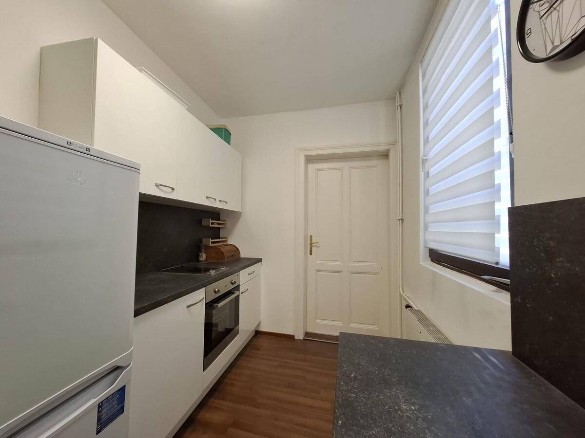 RUHIGER BEHANDLUNGSRAUM IN CHARMANTEM ALTSTADTHAUS – IDEAL FÜR GESUNDHEIT &amp; WOHLBEFINDEN - Ansicht 5