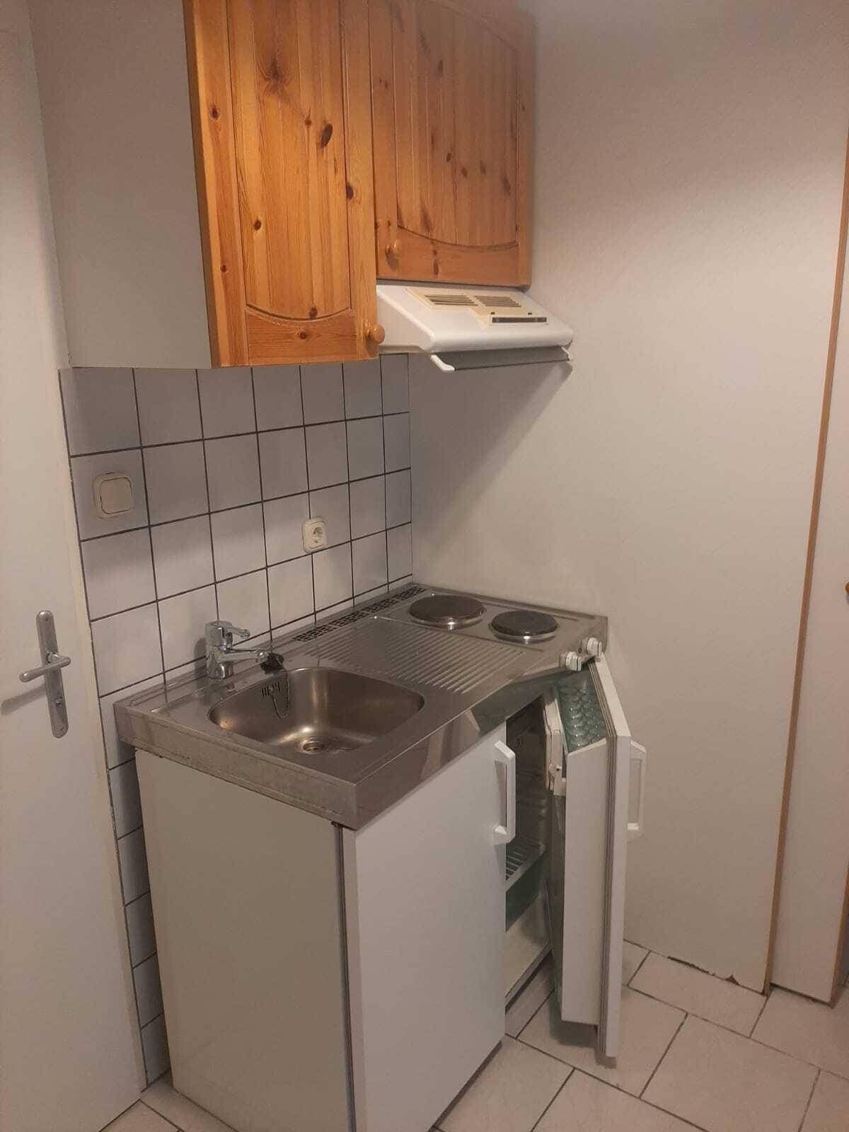 1000035216