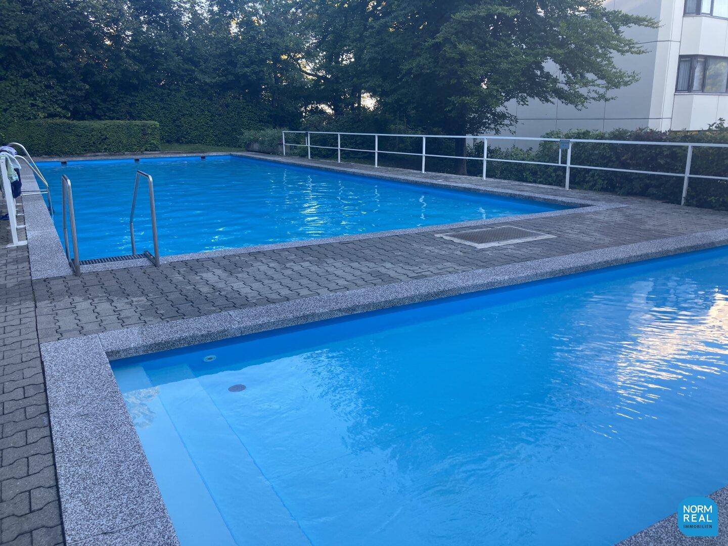 Pool und Kinderpool