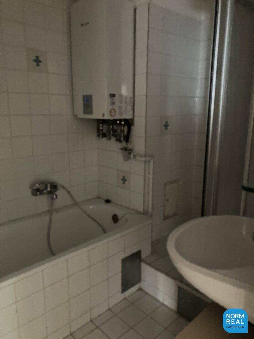 Bad Dusche