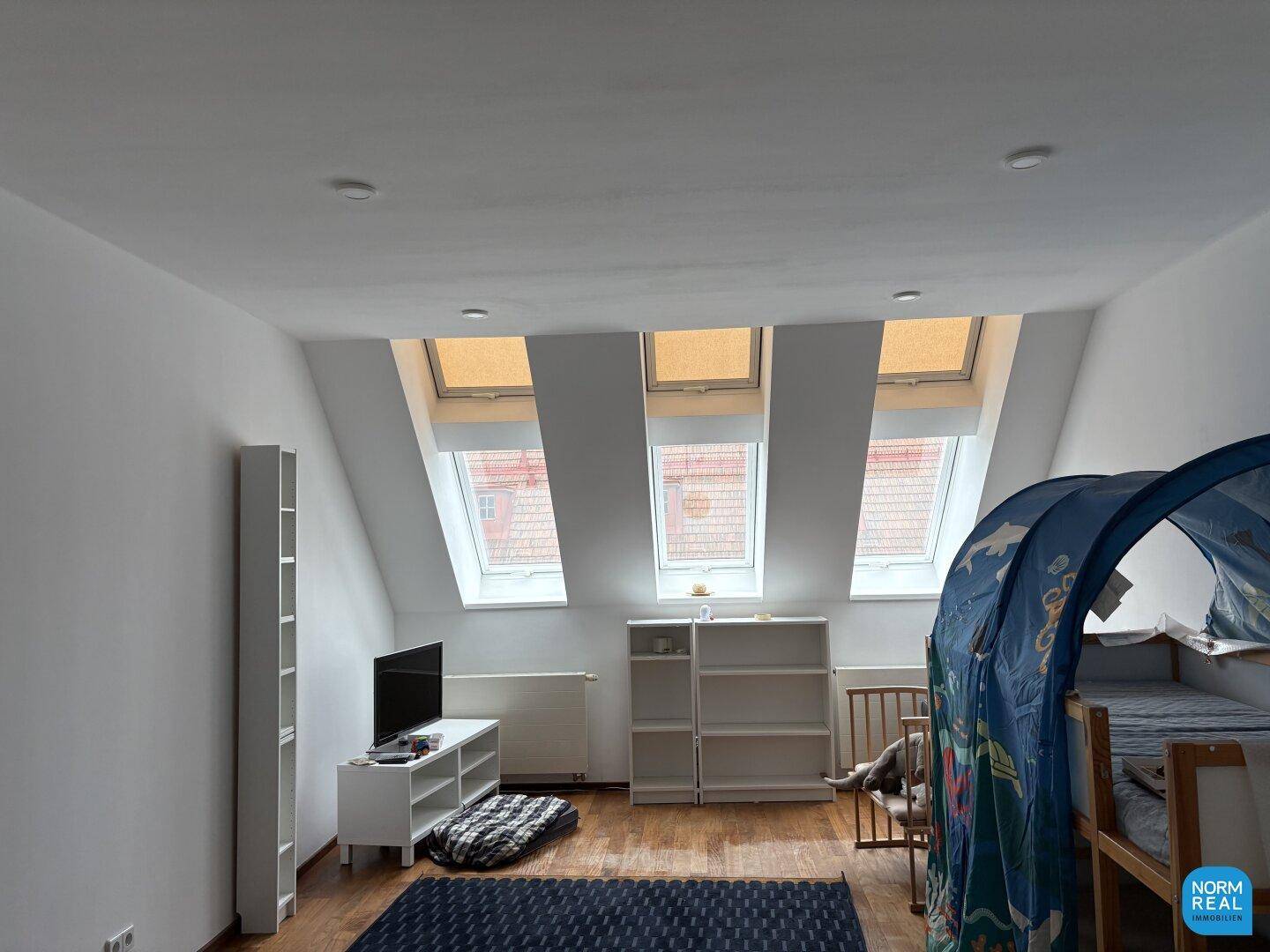 Zimmer Ebene 1