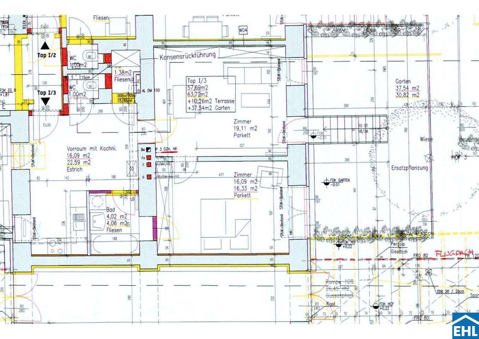 Detaillierter Grundriss einer Erdgeschosswohnung mit Terrasse, Garten, Bad und separaten WCs.